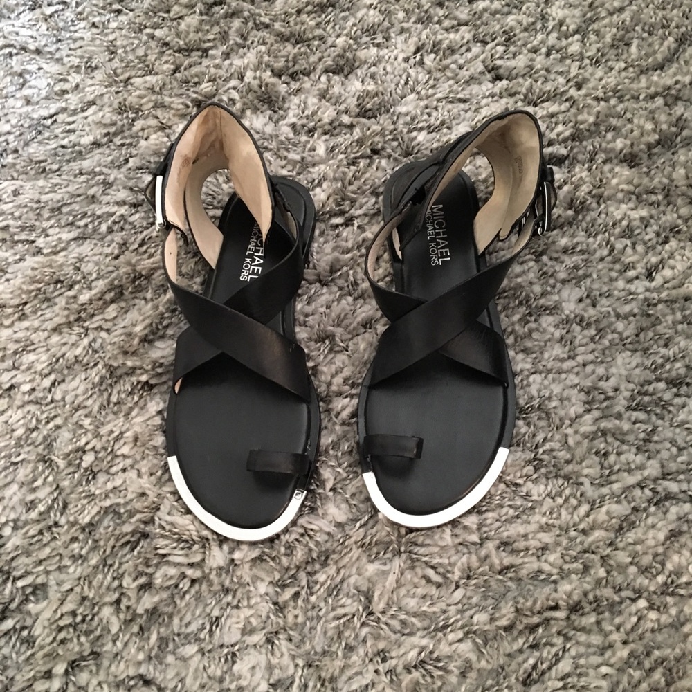 Women’s shoes